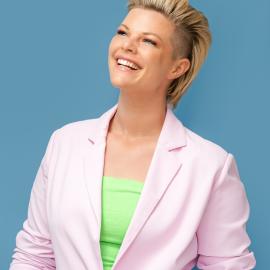 Elizabeth Jobling Professional Voice Over Talent